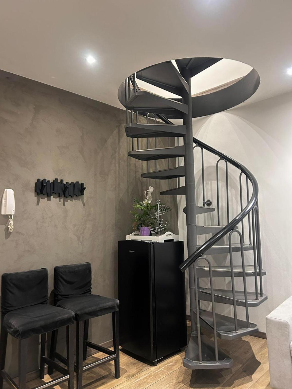 Leonardo Duplex * Milaan